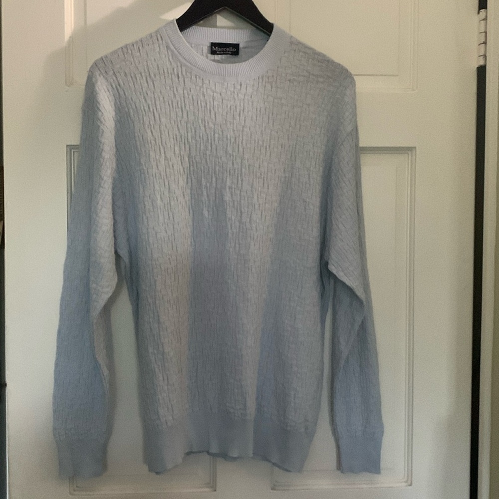 Very fine light blue knit for men, sz L. Gently worn.